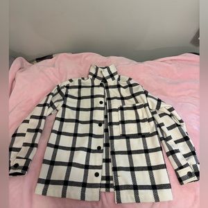 H&M Relaxed Fit Flannel Size Small NWT